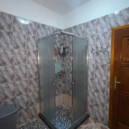 Klevi Appartement *